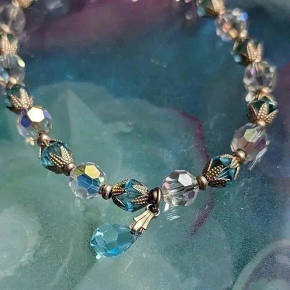 Handmade December Birthstone Stretch Fashion Bracelet (New) - Picture 8 of 8